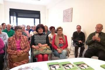 La escritora Loly Perez presenta en Telde su tercer libro 'Pliegues del alma' (Foto TA)